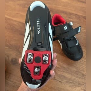 Peloton shoes, size 7